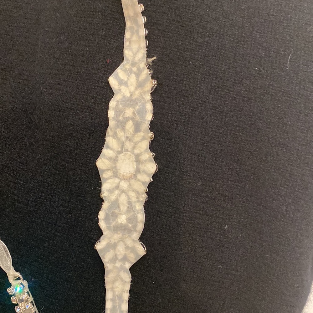 Wedding gown belt - Picture 3 of 11